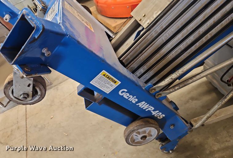 image for item FN5511 2002 Genie AWP-40S vertical lift