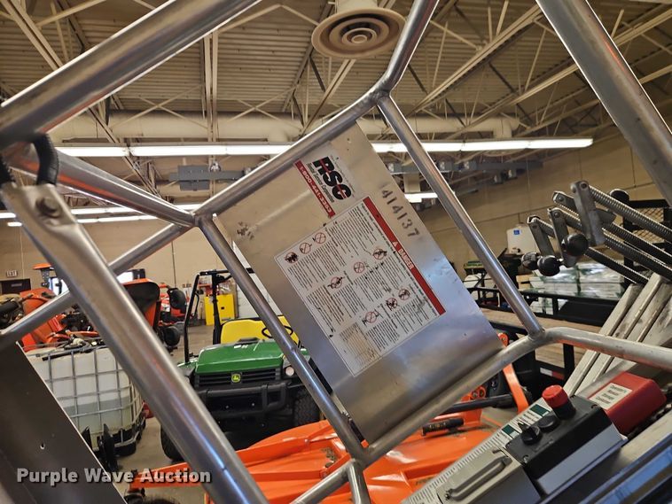 image for item FN5511 2002 Genie AWP-40S vertical lift