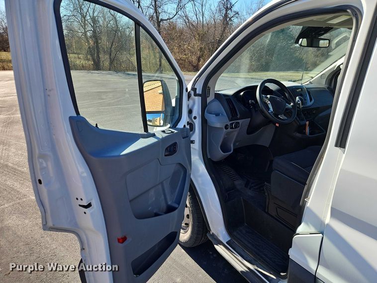 image for item FN5512 2016 Ford Transit van