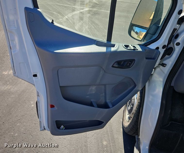 image for item FN5512 2016 Ford Transit van