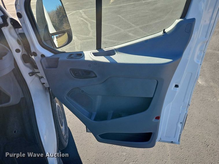 image for item FN5512 2016 Ford Transit van