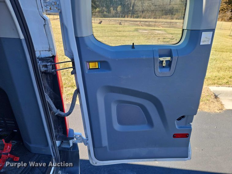 image for item FN5512 2016 Ford Transit van