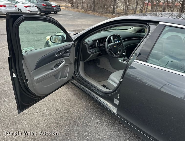 image for item OJ9915 2014 Chevrolet Malibu 