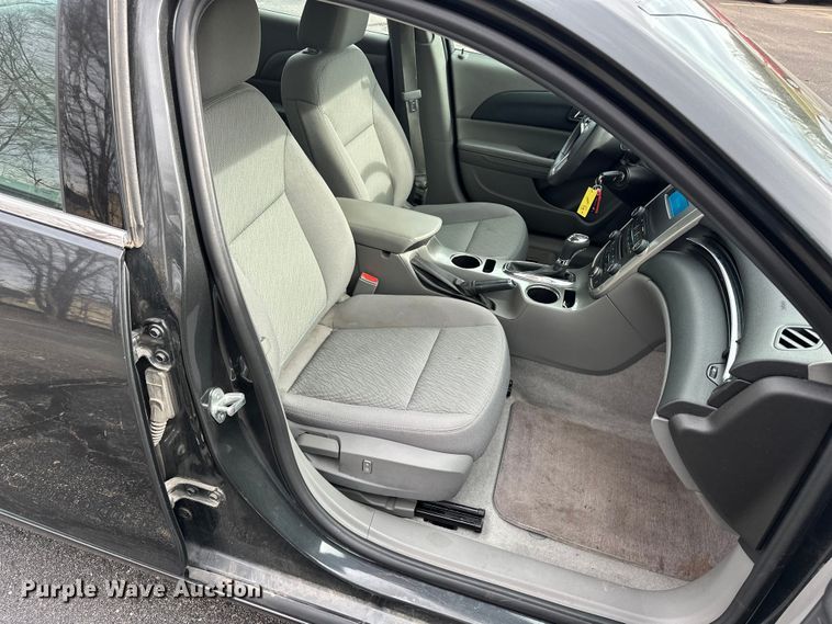 image for item OJ9915 2014 Chevrolet Malibu 