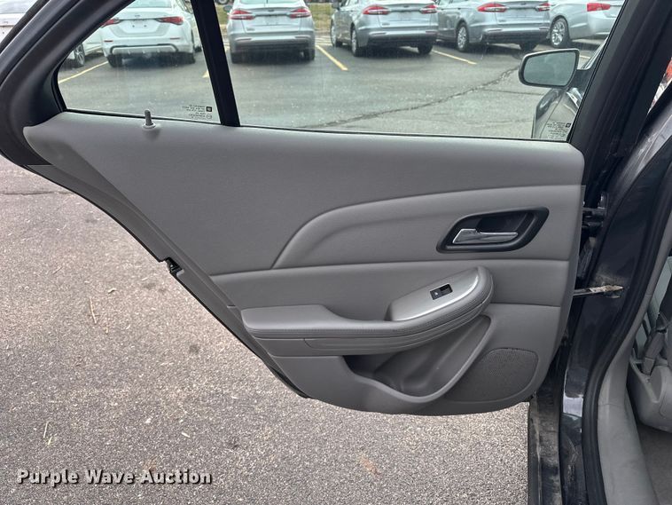 image for item OJ9915 2014 Chevrolet Malibu 