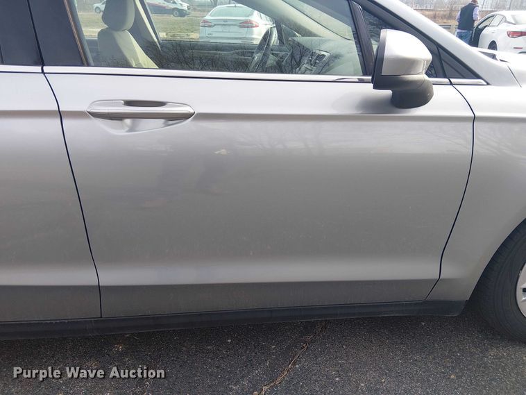 image for item OJ9935 2020 Ford Fusion 