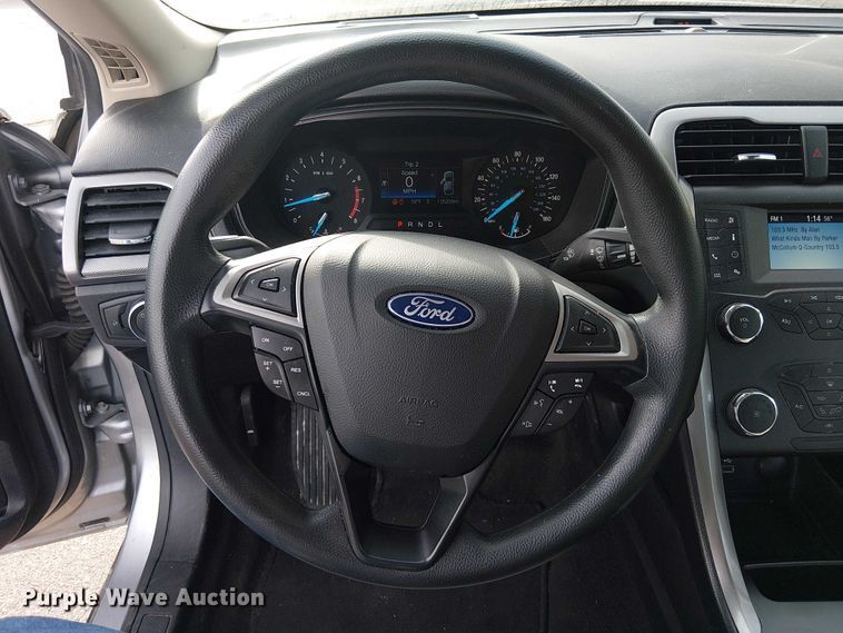 image for item OJ9935 2020 Ford Fusion 