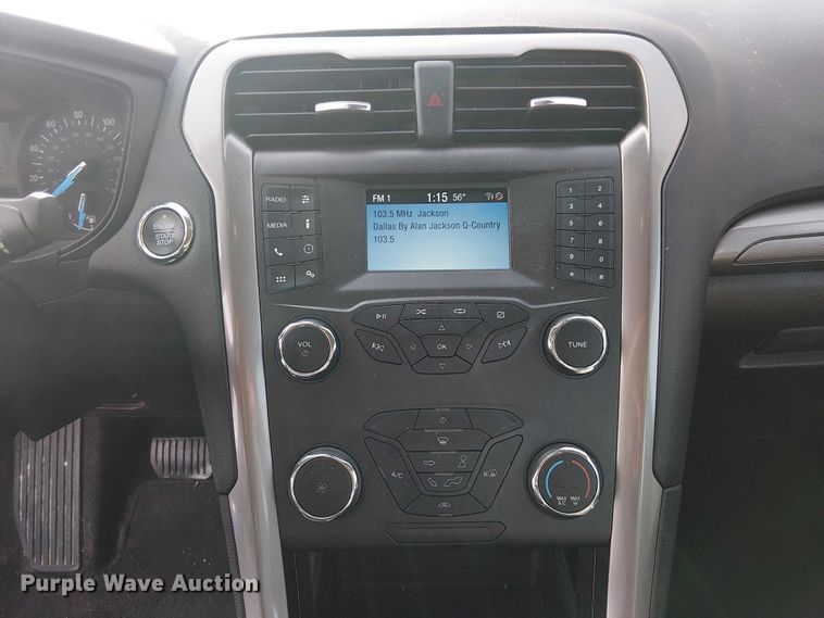 image for item OJ9935 2020 Ford Fusion 