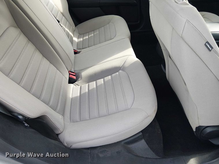 image for item OJ9935 2020 Ford Fusion 