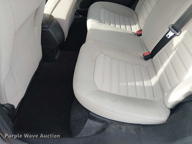 image for item OJ9935 2020 Ford Fusion 