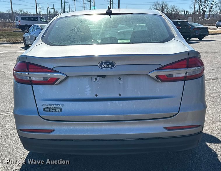 image for item OJ9936 2020 Ford Fusion 