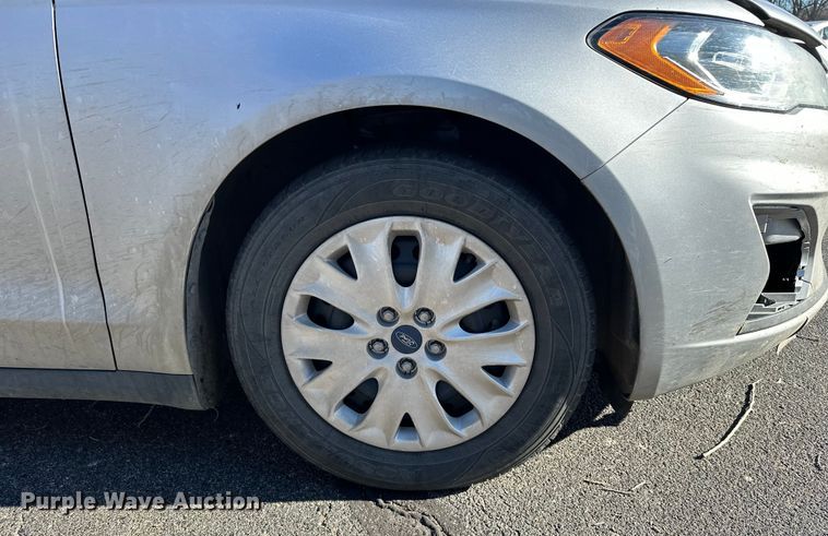 image for item OJ9936 2020 Ford Fusion 