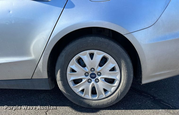 image for item OJ9936 2020 Ford Fusion 