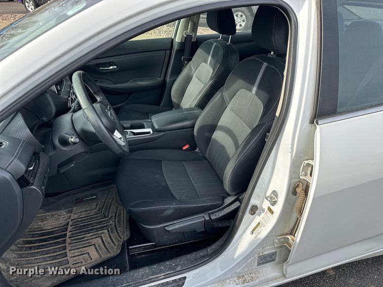 image for item OJ9937 2021 Nissan Sentra 