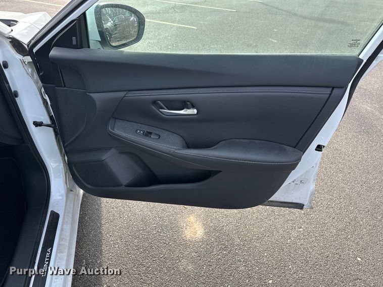 image for item OJ9937 2021 Nissan Sentra 