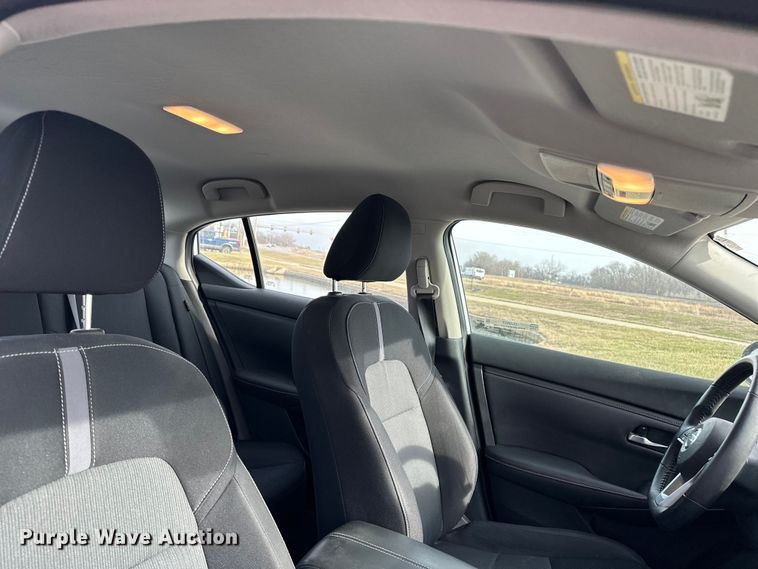 image for item OJ9937 2021 Nissan Sentra 