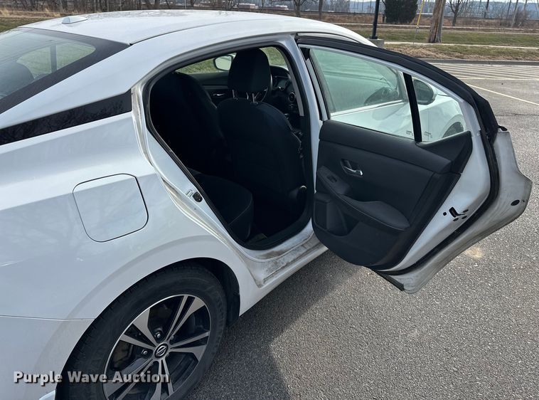 image for item OJ9937 2021 Nissan Sentra 