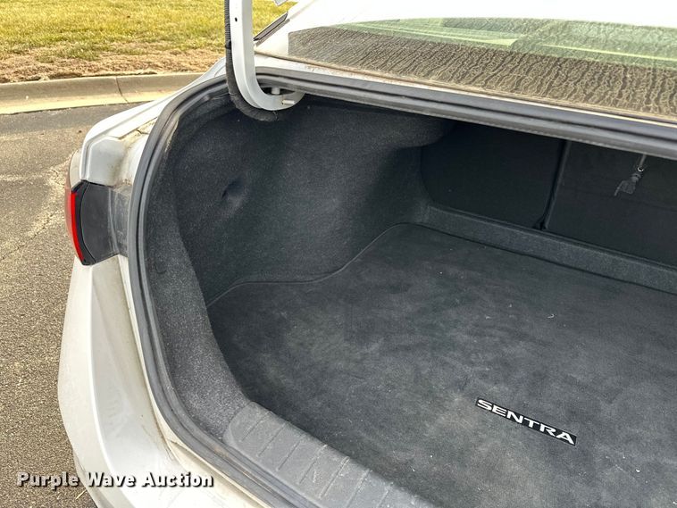 image for item OJ9937 2021 Nissan Sentra 