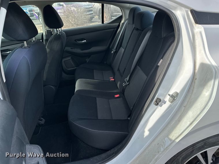 image for item OJ9937 2021 Nissan Sentra 