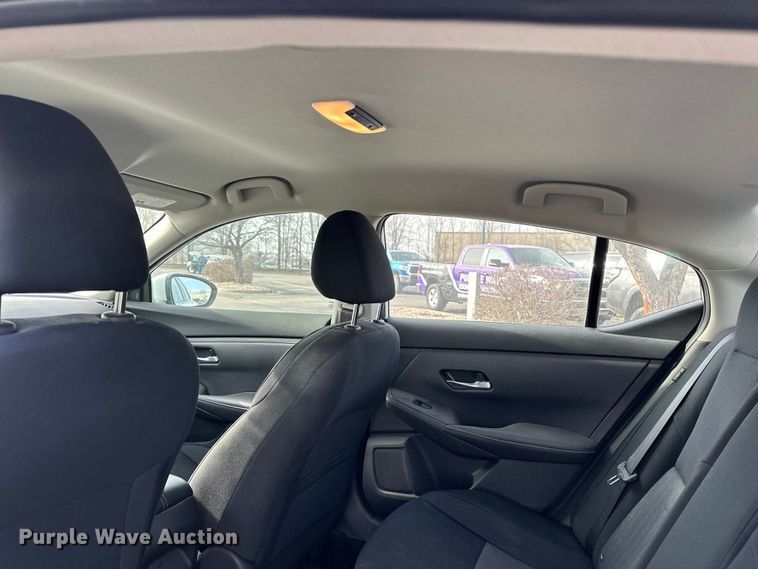 image for item OJ9937 2021 Nissan Sentra 