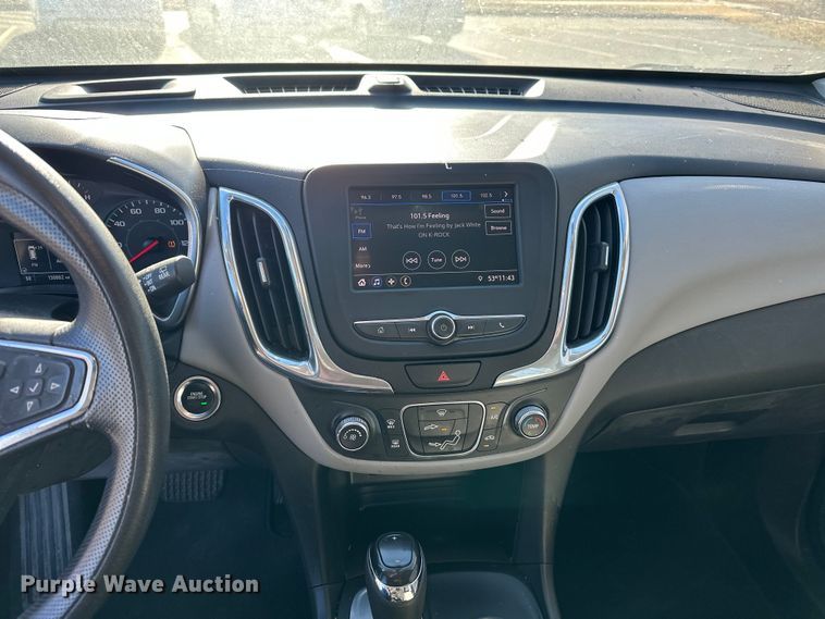 image for item OJ9938 2020 Chevrolet Equinox SUV