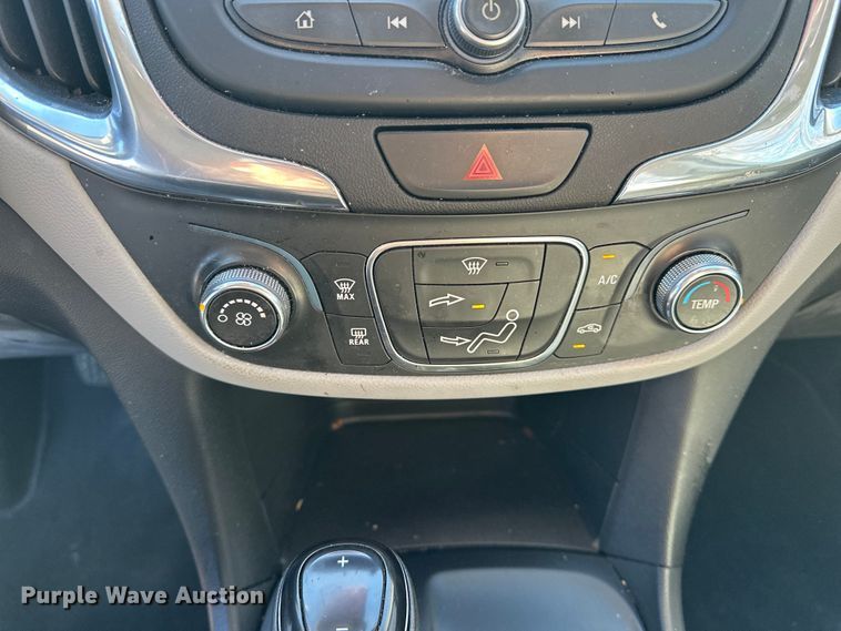 image for item OJ9938 2020 Chevrolet Equinox SUV