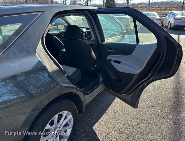 image for item OJ9938 2020 Chevrolet Equinox SUV