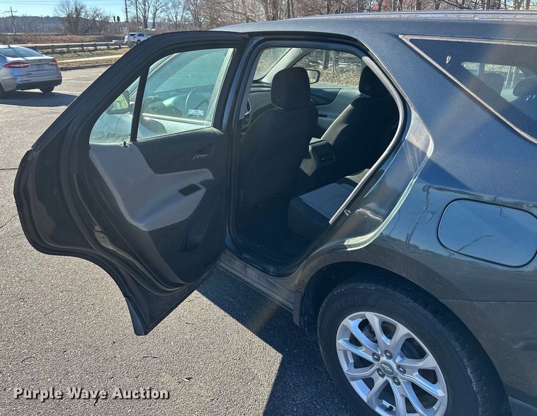 image for item OJ9938 2020 Chevrolet Equinox SUV