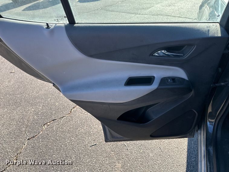 image for item OJ9938 2020 Chevrolet Equinox SUV