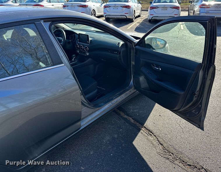 image for item OJ9939 2021 Nissan Sentra 