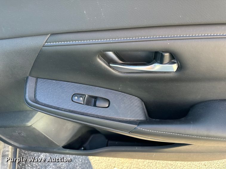 image for item OJ9939 2021 Nissan Sentra 