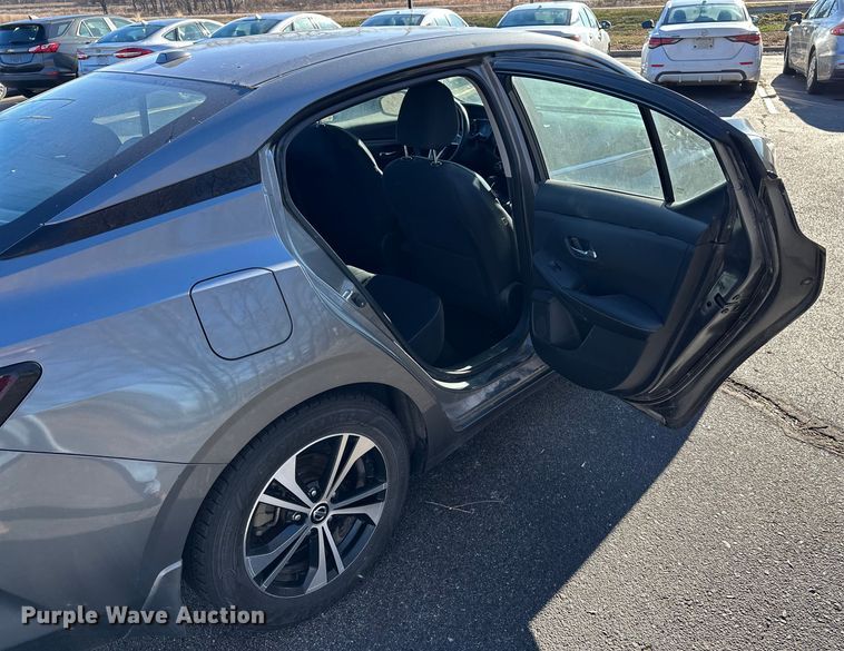 image for item OJ9939 2021 Nissan Sentra 