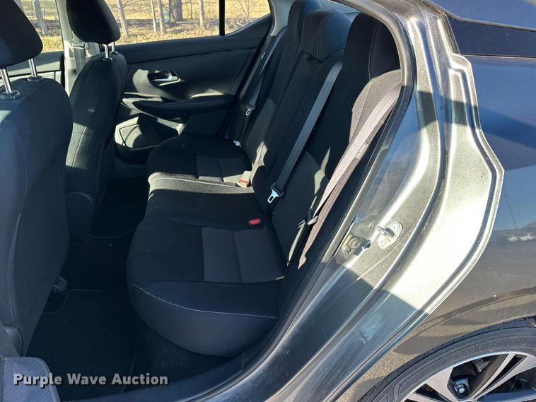 image for item OJ9939 2021 Nissan Sentra 