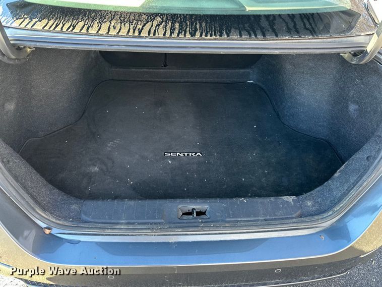 image for item OJ9939 2021 Nissan Sentra 