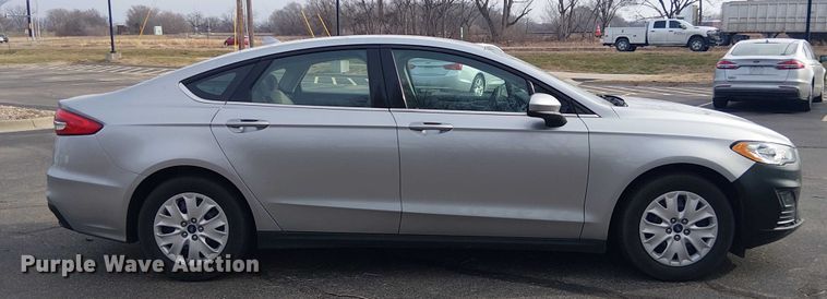 image for item OJ9940 2020 Ford Fusion 