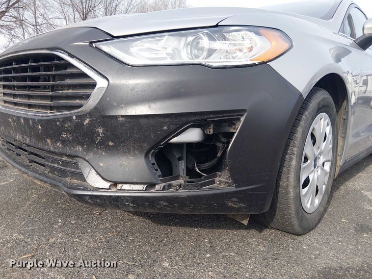 image for item OJ9940 2020 Ford Fusion 