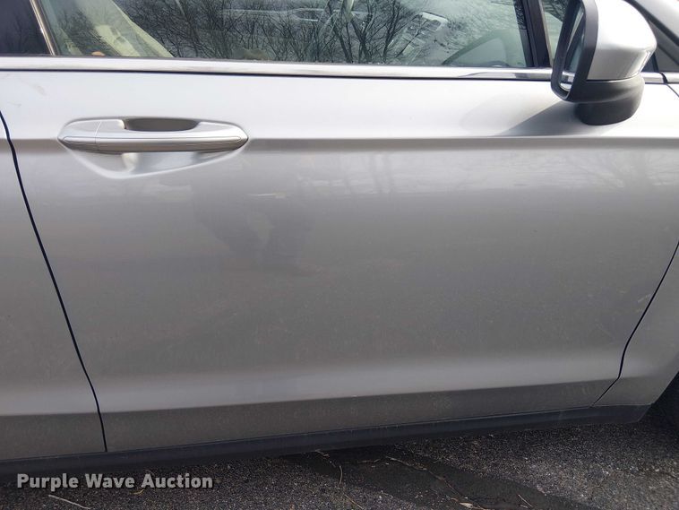 image for item OJ9940 2020 Ford Fusion 