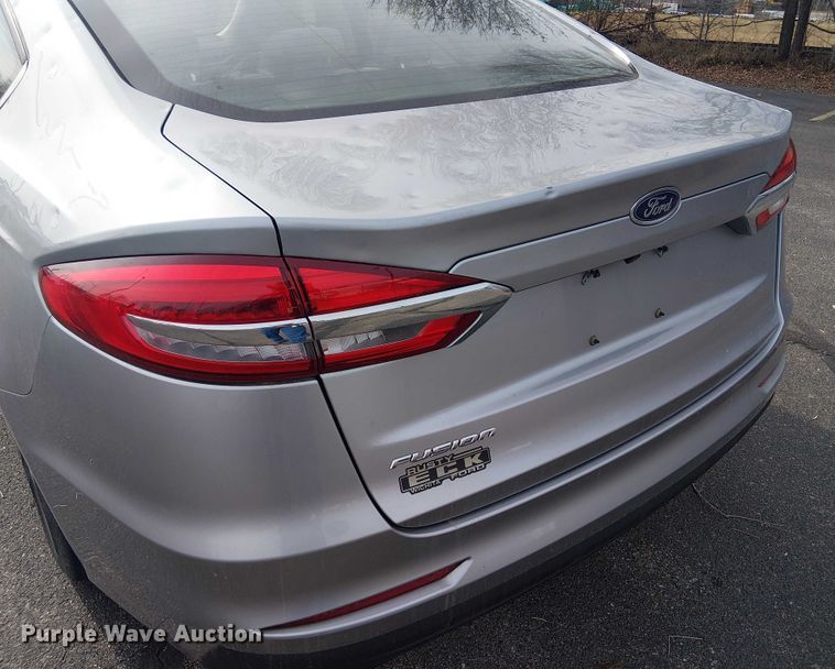 image for item OJ9940 2020 Ford Fusion 