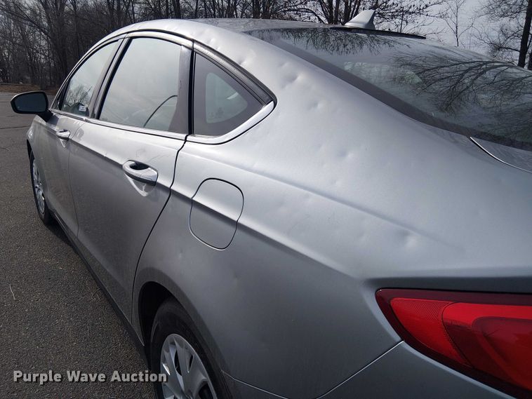 image for item OJ9940 2020 Ford Fusion 