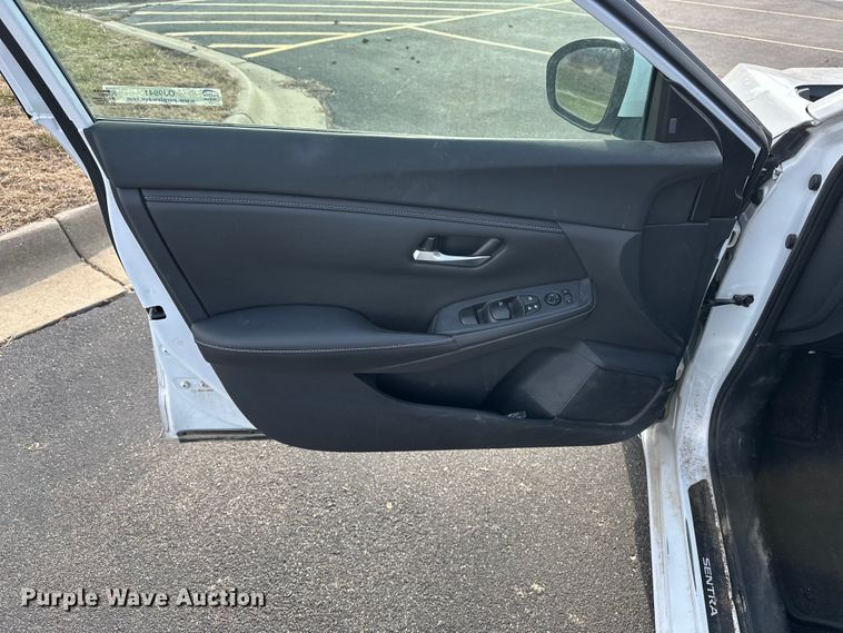 image for item OJ9941 2021 Nissan Sentra 