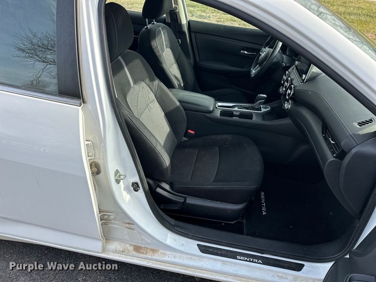 image for item OJ9941 2021 Nissan Sentra 