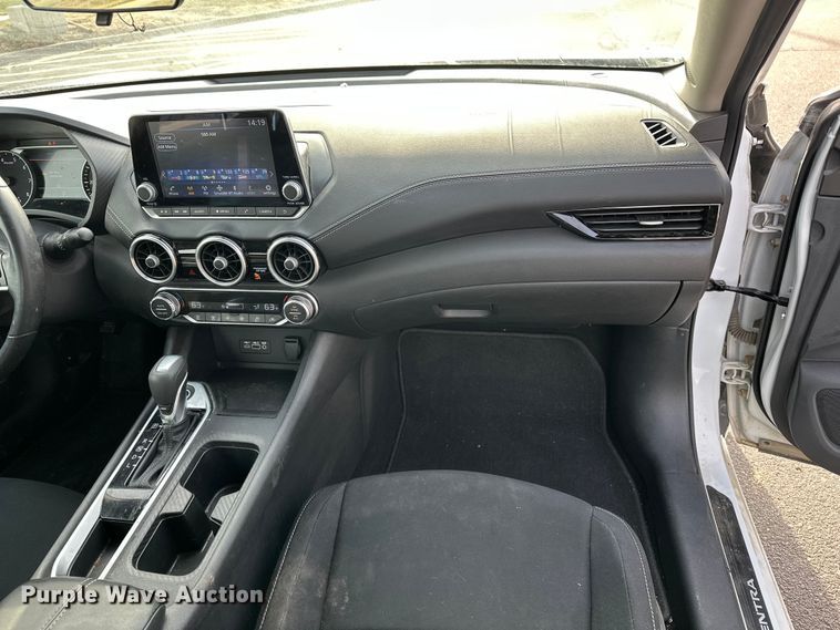 image for item OJ9941 2021 Nissan Sentra 