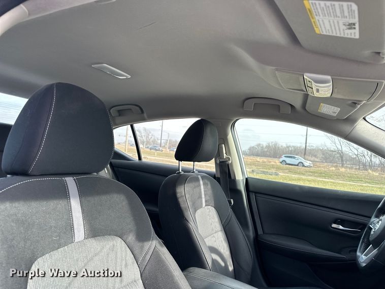 image for item OJ9941 2021 Nissan Sentra 