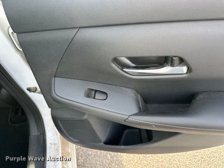 image for item OJ9941 2021 Nissan Sentra 