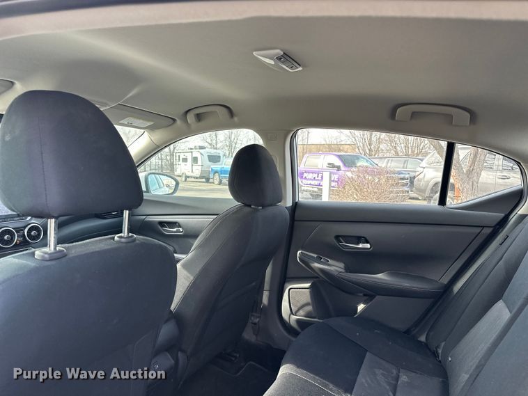 image for item OJ9941 2021 Nissan Sentra 