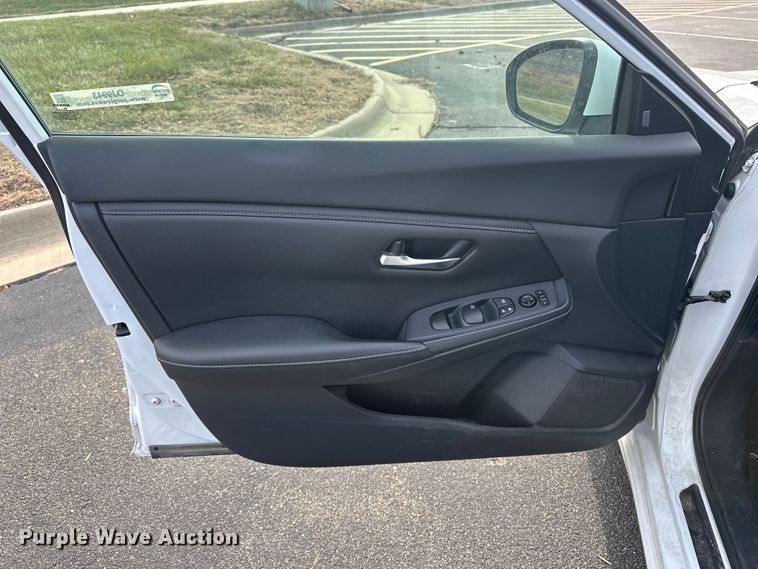 image for item OJ9943 2021 Nissan Sentra 