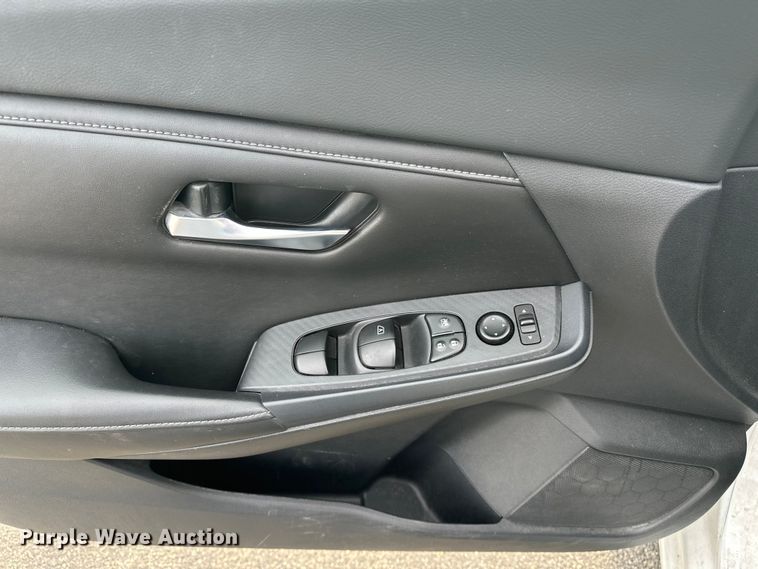 image for item OJ9943 2021 Nissan Sentra 