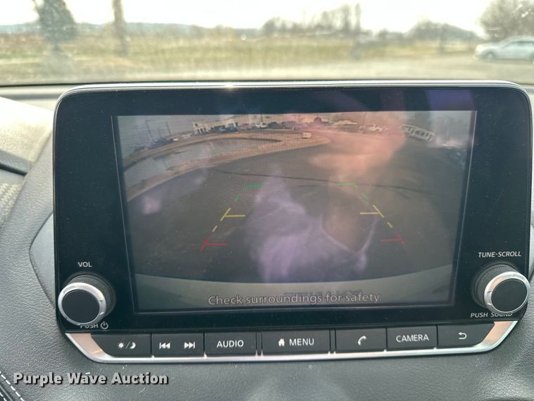 image for item OJ9943 2021 Nissan Sentra 