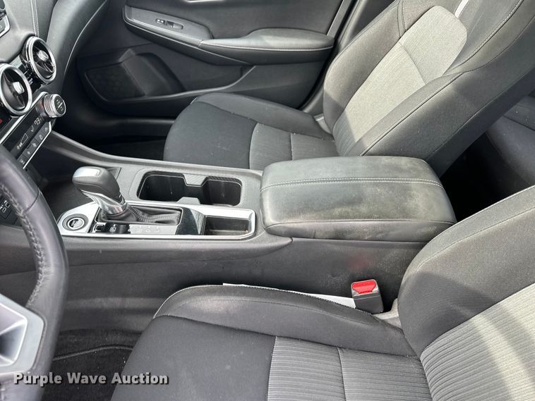 image for item OJ9943 2021 Nissan Sentra 