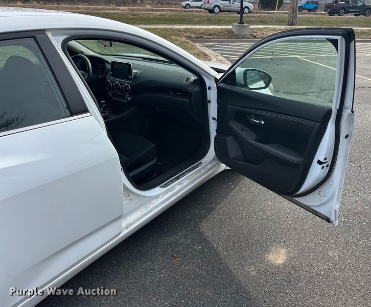 image for item OJ9943 2021 Nissan Sentra 